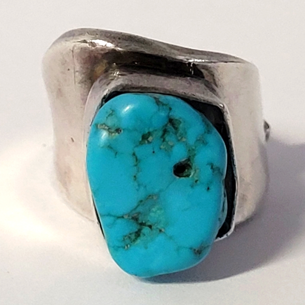 Silver Turquoise Ring - Picture 1 of 7